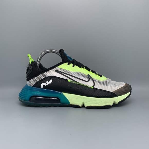 Nike Air Max 2090 Volt Blue Running Shoes CJ4066-101 Youth‎ Sz 7Y Women's Sz 8.5 - Picture 5 of 10